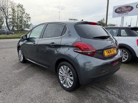 Peugeot 208 PURETECH S/S ALLURE 6