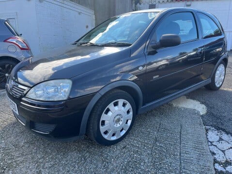 Vauxhall Corsa 1.4 DESIGN AUTOMATIC 1