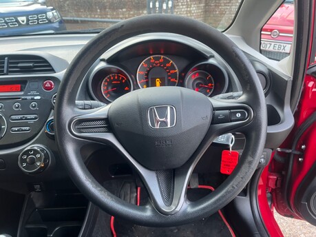 Honda Jazz I-VTEC S 12