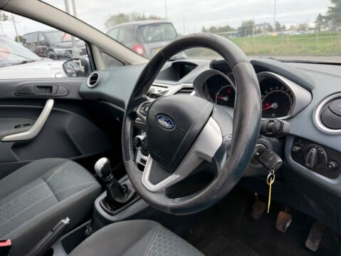 Ford Fiesta ZETEC TDCI 9