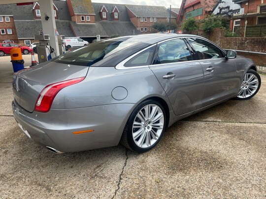 Jaguar XJ 3.0D V6 PORTFOLIO AUTOMATIC