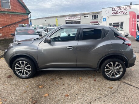 Nissan Juke 1.6 TEKNA XTRONIC 10