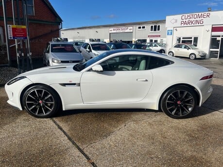 Jaguar F-Type COUPE 3.0 SUPERCHARGED V6 AUTOMATIC 9