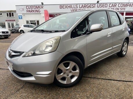 Honda Jazz 1.4 I-VTEC ES I-SHIFT AUTOMATIC