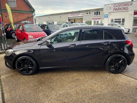 Mercedes-Benz A Class A180 CDI BLUEEFFICIENCY SPORT AUTOMATIC 11