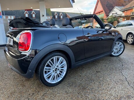 Mini Convertible 1.5 COOPER AUTOMATIC 9