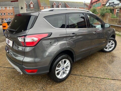 Ford Kuga 1.5 TITANIUM AUTOMATIC 2