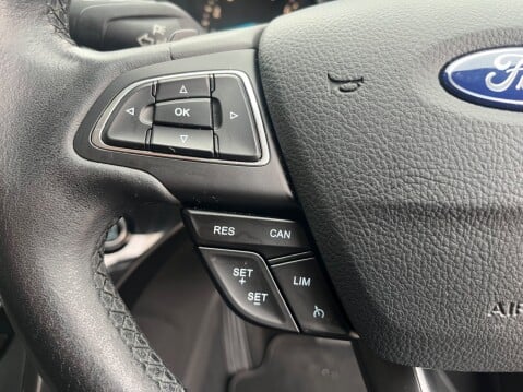 Ford Kuga 1.5 TITANIUM AUTOMATIC 13