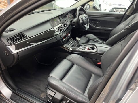 BMW 5 Series 520D SE 10