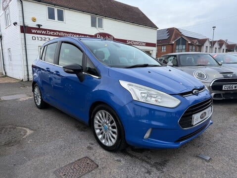 Ford B-Max TITANIUM 4