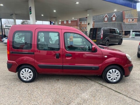 Renault Kangoo 1.6 EXPRESSION AUTOMATIC 7