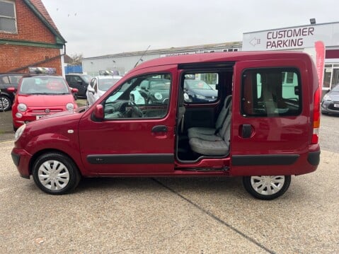 Renault Kangoo 1.6 EXPRESSION AUTOMATIC 12