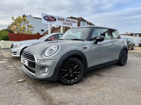 Mini Hatch COOPER