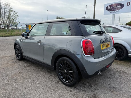 Mini Hatch COOPER 7