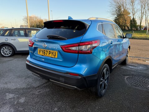 Nissan Qashqai N-CONNECTA DIG-T XTRONIC 5