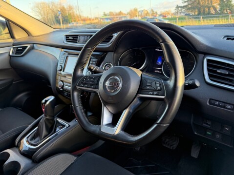 Nissan Qashqai N-CONNECTA DIG-T XTRONIC 11