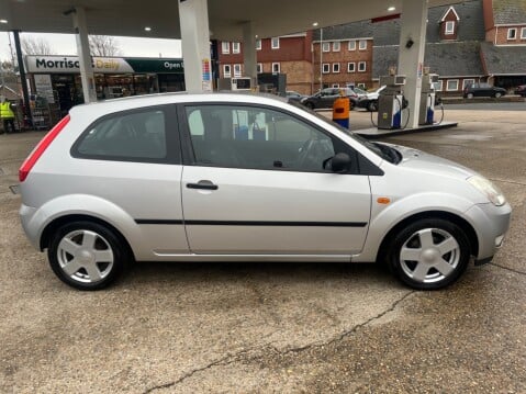 Ford Fiesta 1.4 ZETEC 8