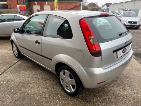 Ford Fiesta 1.4 ZETEC 11