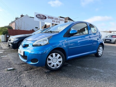 Toyota Aygo BLUE VVT-I 1