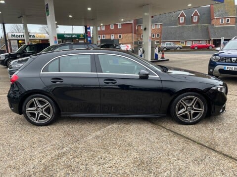 Mercedes-Benz A Class A 180 D AMG LINE EXECUTIVE 8