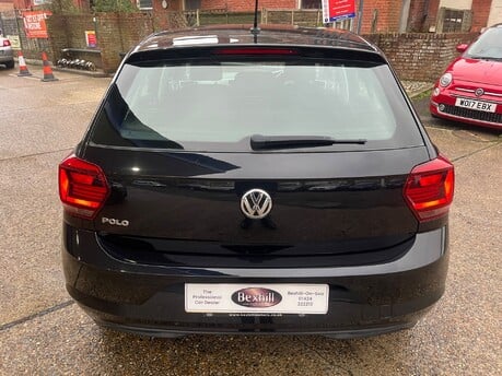 Volkswagen Polo 1.0 TSI SE 5