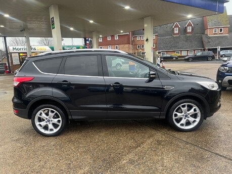 Ford Kuga 2.0 TDCI TITANIUM 8