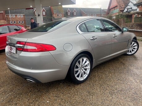 Jaguar XF D PREMIUM LUXURY 2