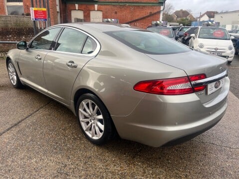 Jaguar XF D PREMIUM LUXURY 11