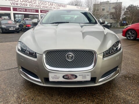 Jaguar XF D PREMIUM LUXURY 9