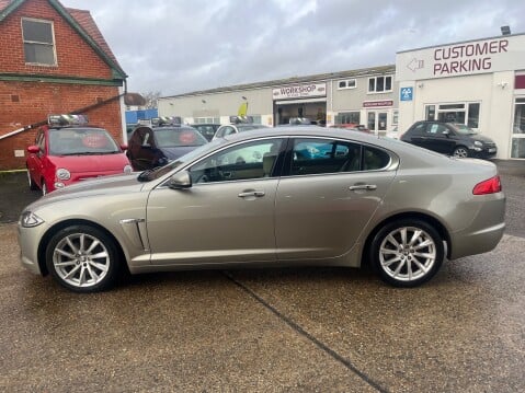 Jaguar XF D PREMIUM LUXURY 10