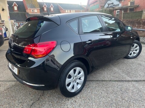 Vauxhall Astra 1.4 DESIGN 2