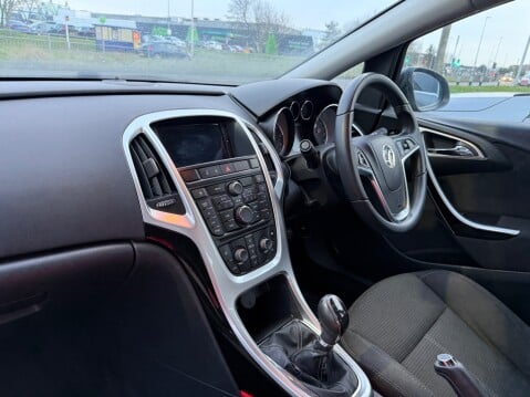 Vauxhall Astra SRI CDTI S/S 8