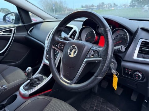 Vauxhall Astra SRI CDTI S/S 9