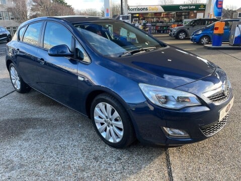 Vauxhall Astra 1.6 EXCLUSIV 4