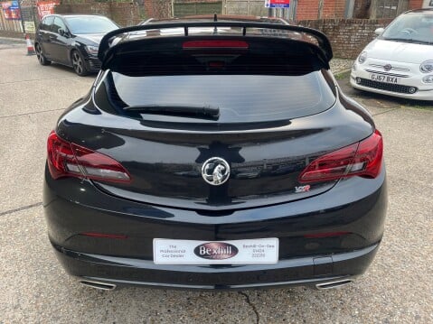 Vauxhall Astra GTC 2.0T 16V VXR 5