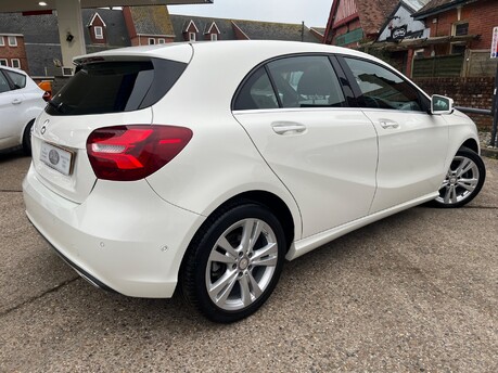 Mercedes-Benz A Class A 180 D SPORT PREMIUM PLUS AUTOMATIC 2