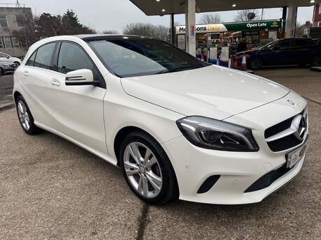 Mercedes-Benz A Class A 180 D SPORT PREMIUM PLUS AUTOMATIC 4