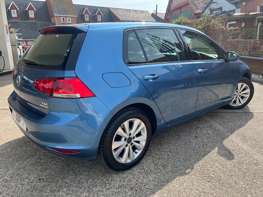Volkswagen Golf 1.4 TSI SE BLUEMOTION