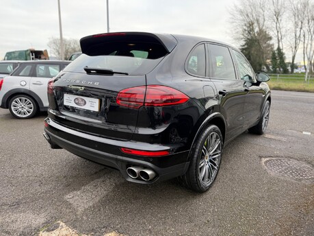 Porsche Cayenne S E-HYBRID PLATINUM EDITION TIPTRONIC S 5