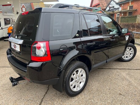 Land Rover Freelander 2.2 TD4 XS NAV AUTOMATIC 2