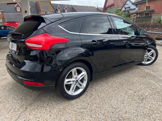 Ford Focus 1.5 TDCI TITANIUM