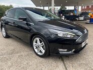 Ford Focus 1.5 TDCI TITANIUM 4