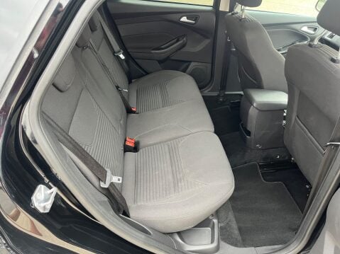 Ford Focus 1.5 TDCI TITANIUM 7