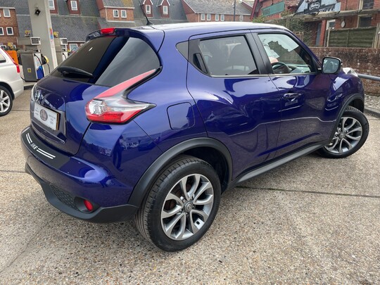 Nissan Juke TEKNA XTRONIC