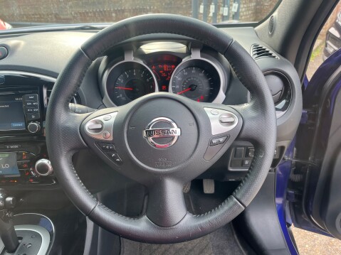 Nissan Juke TEKNA XTRONIC 14