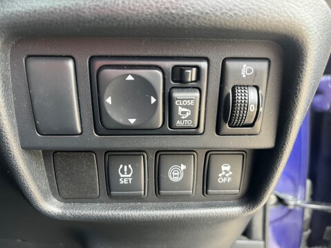Nissan Juke TEKNA XTRONIC 22