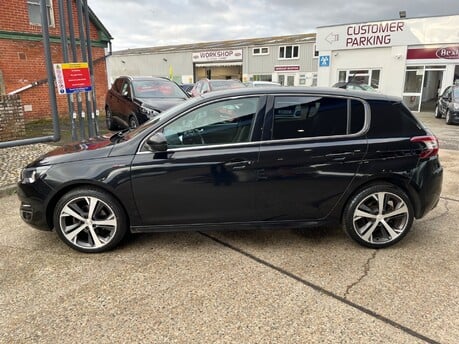 Peugeot 308 1.2 PURETECH GT LINE 130 7