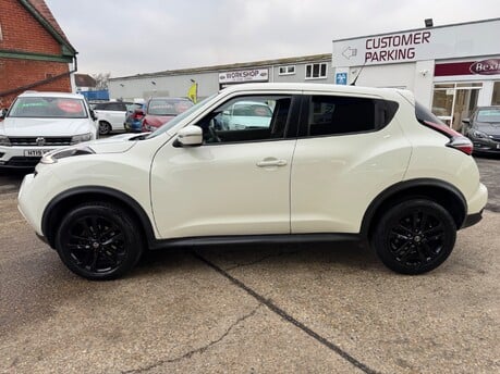 Nissan Juke ACENTA XTRONIC 9