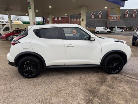 Nissan Juke ACENTA XTRONIC 10