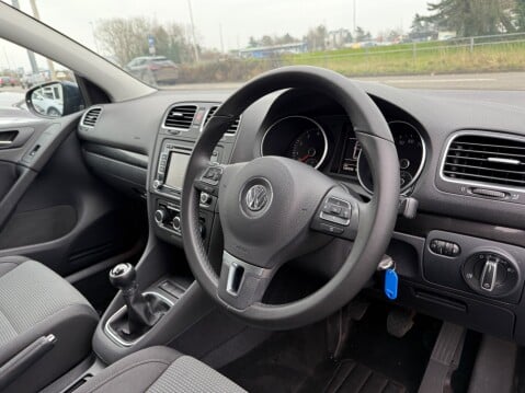 Volkswagen Golf MATCH TSI 8